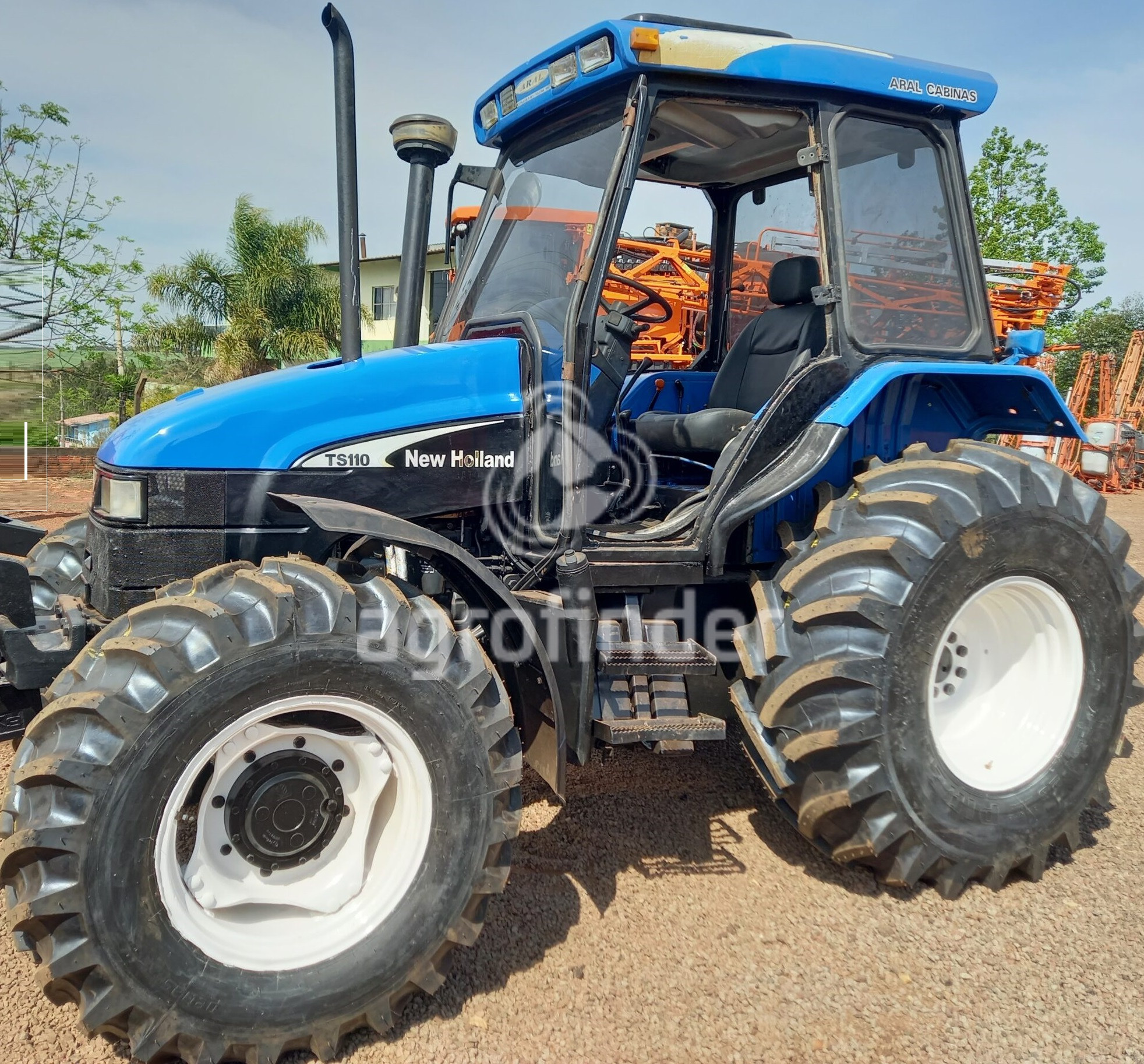 Trator New Holland TS 110 Ano 2006 Agrofinder