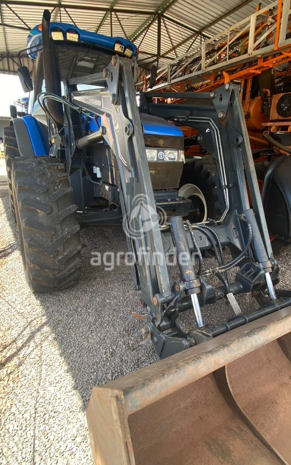 Trator New Holland TM 150 Ano 2004 Agrofinder