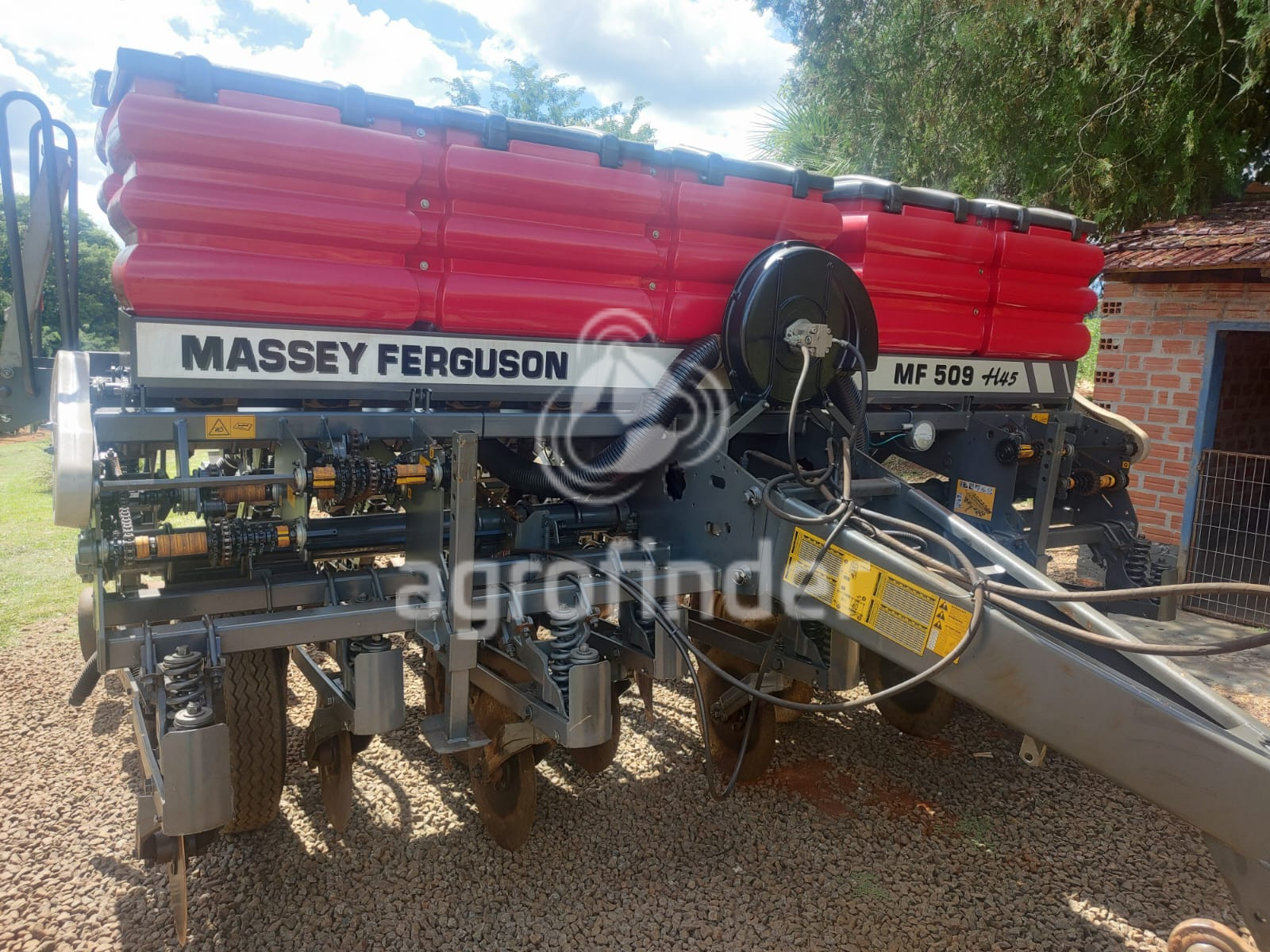 Plantadeira De Ver O Massey Fergunon Ano Agrofinder