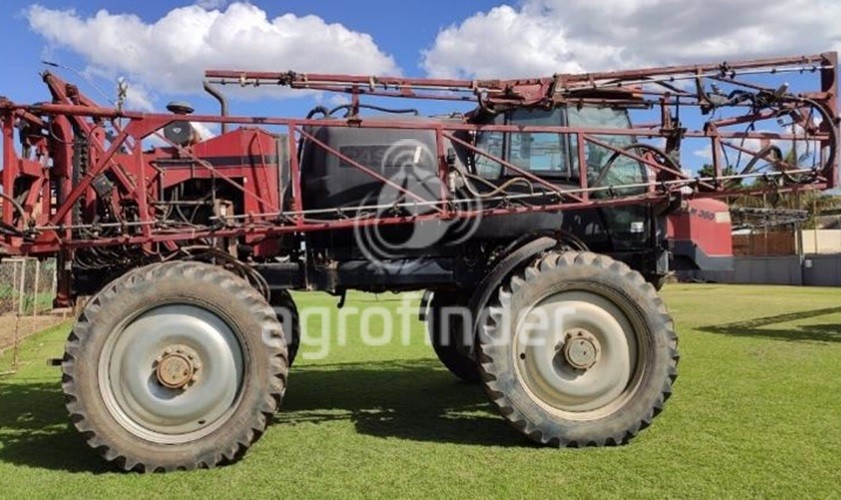 Pulverizador autopropelido Case Patriot 350 ano 2015 | agrofinder