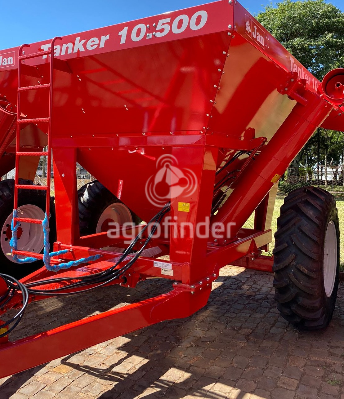 Graneleiro Jan Tanker 10500 Ano 2022 | Agrofinder